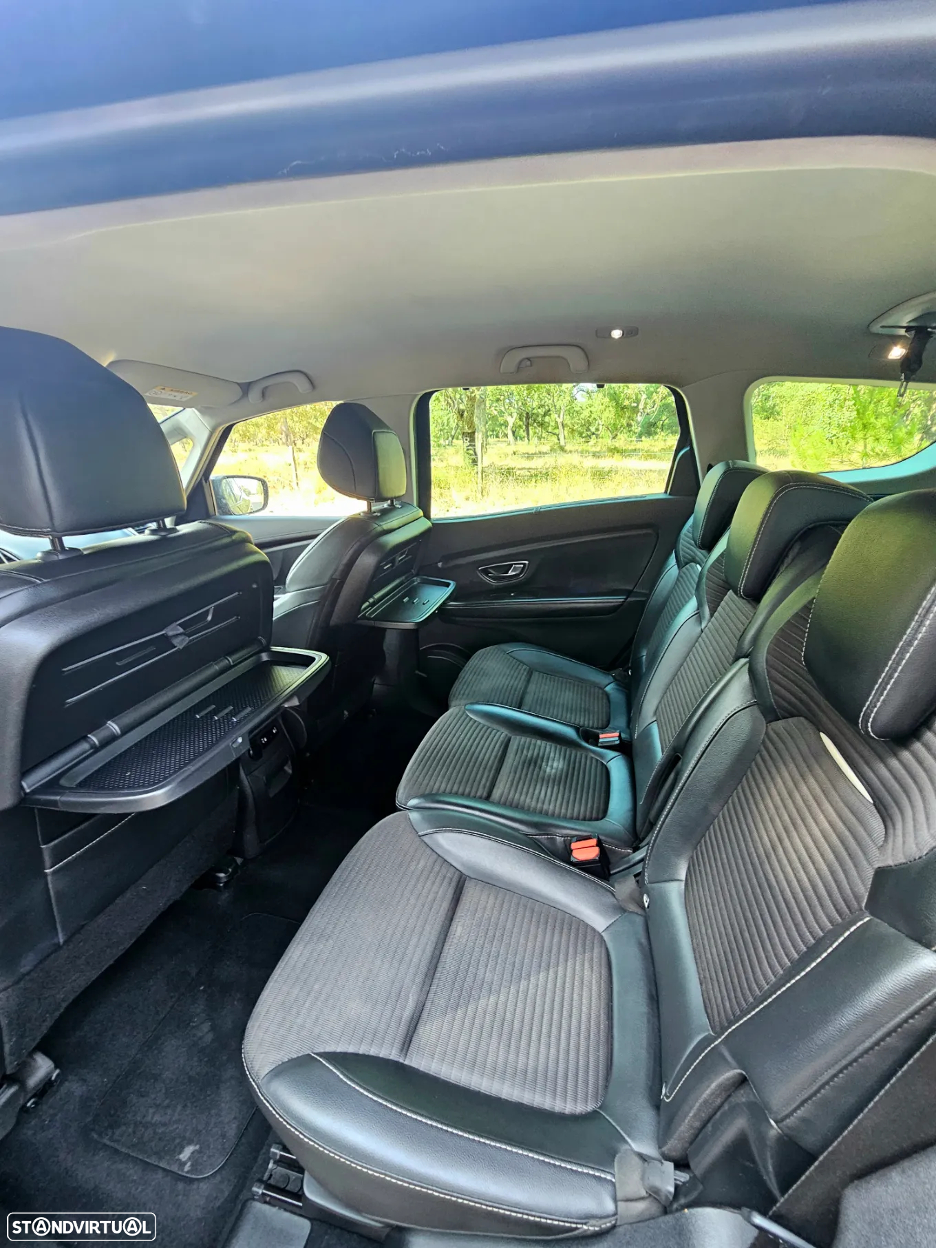 Renault Grand Scénic dCi 110 LIMITED - 8