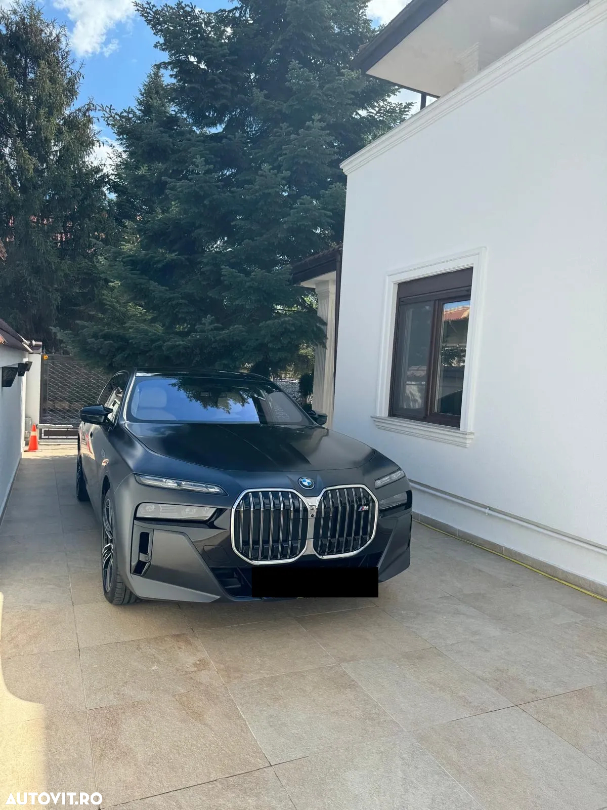 BMW Seria 7 750e xDrive AT PHEV - 3