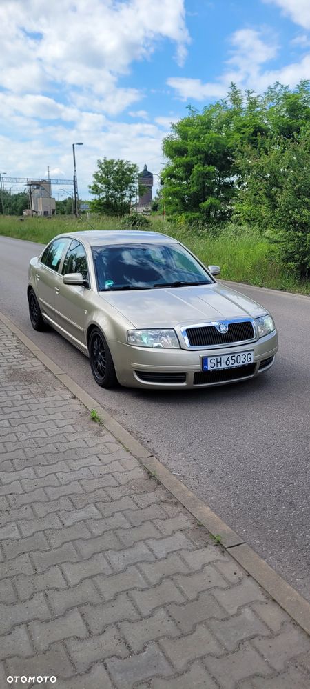 Skoda Superb 1.8T Elegance - 2