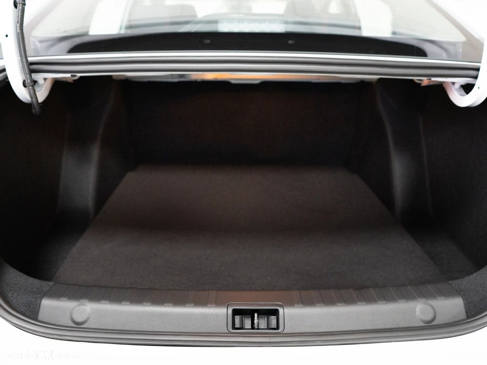 Dongfeng Shine 1.5T Mach Power - 36