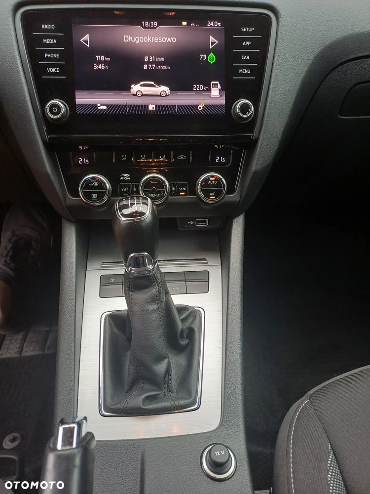 Skoda Octavia 1.4 TSI Ambition - 24