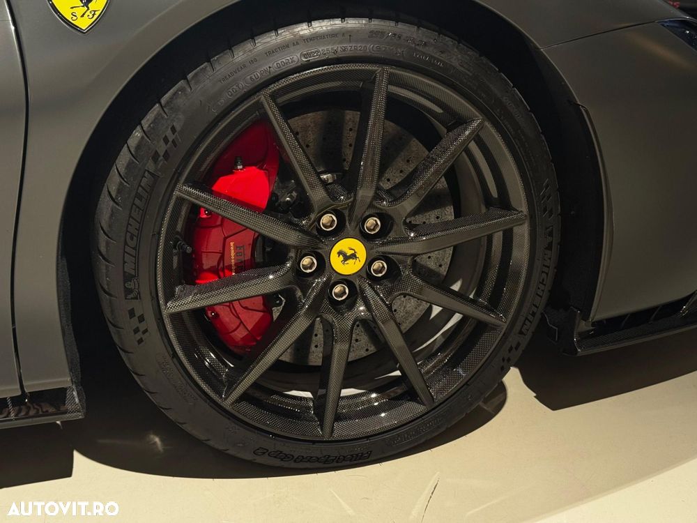Ferrari SF90 Stradale - 5