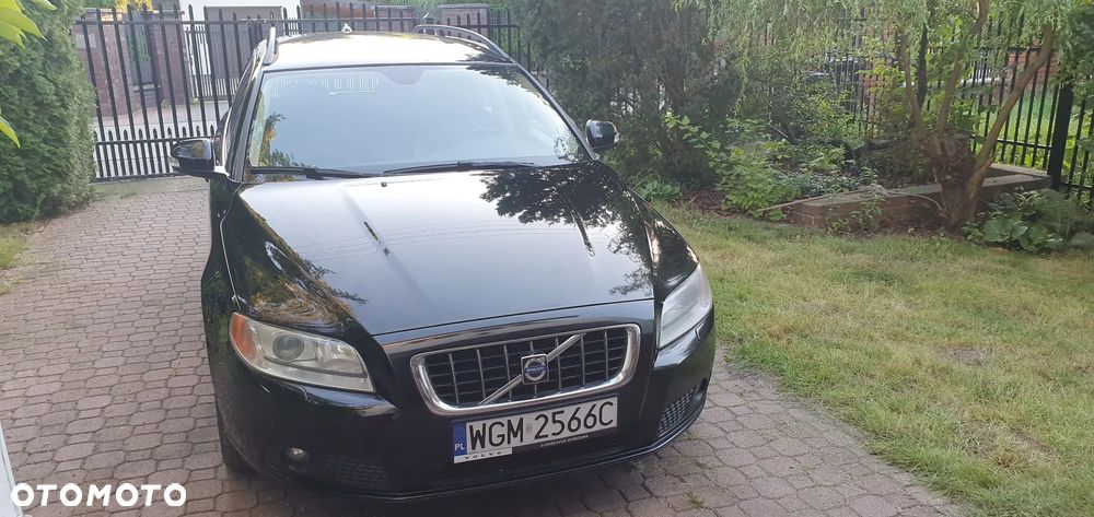 Volvo V70 2007 photo 2