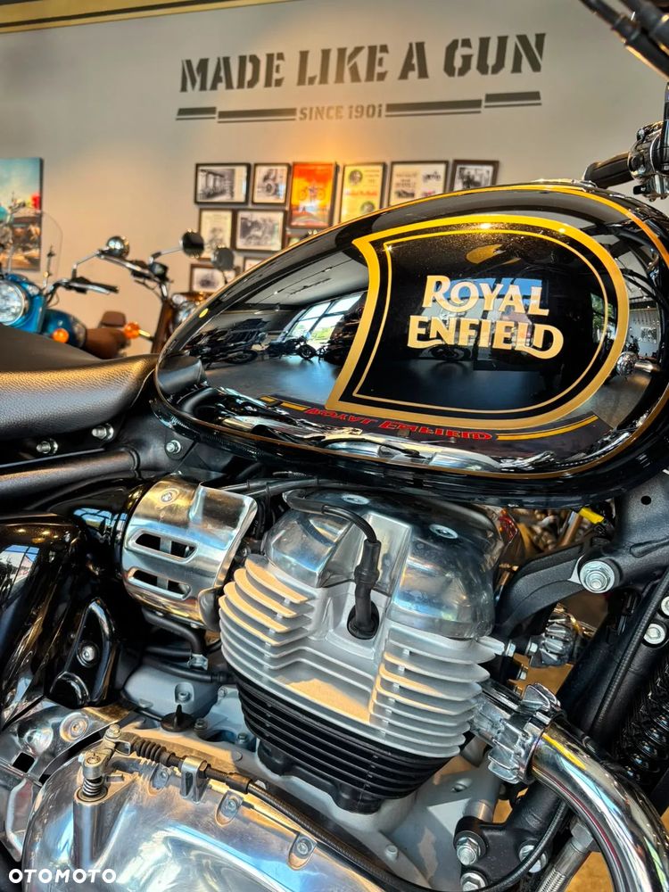 Royal Enfield Classic - 4