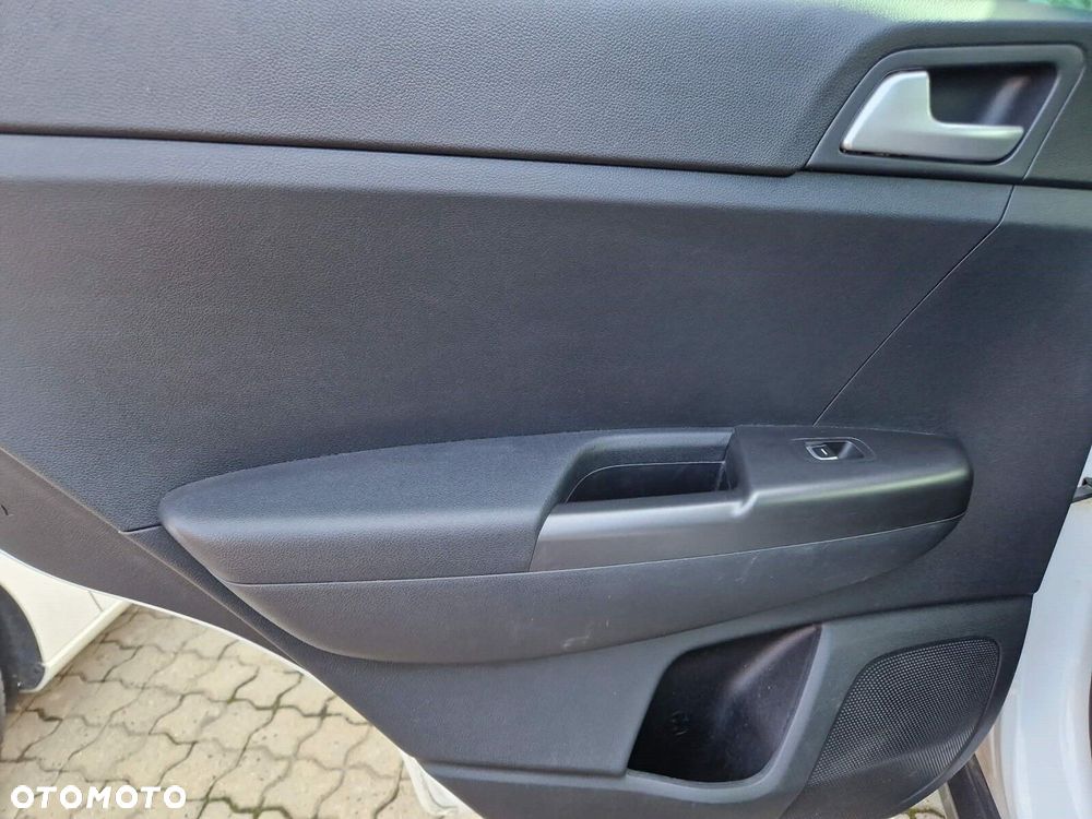 Kia Sportage 1.6 GDI M 2WD - 27