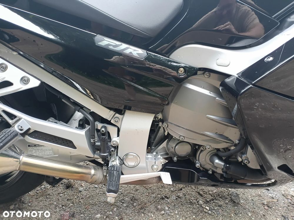 Yamaha FJR - 6