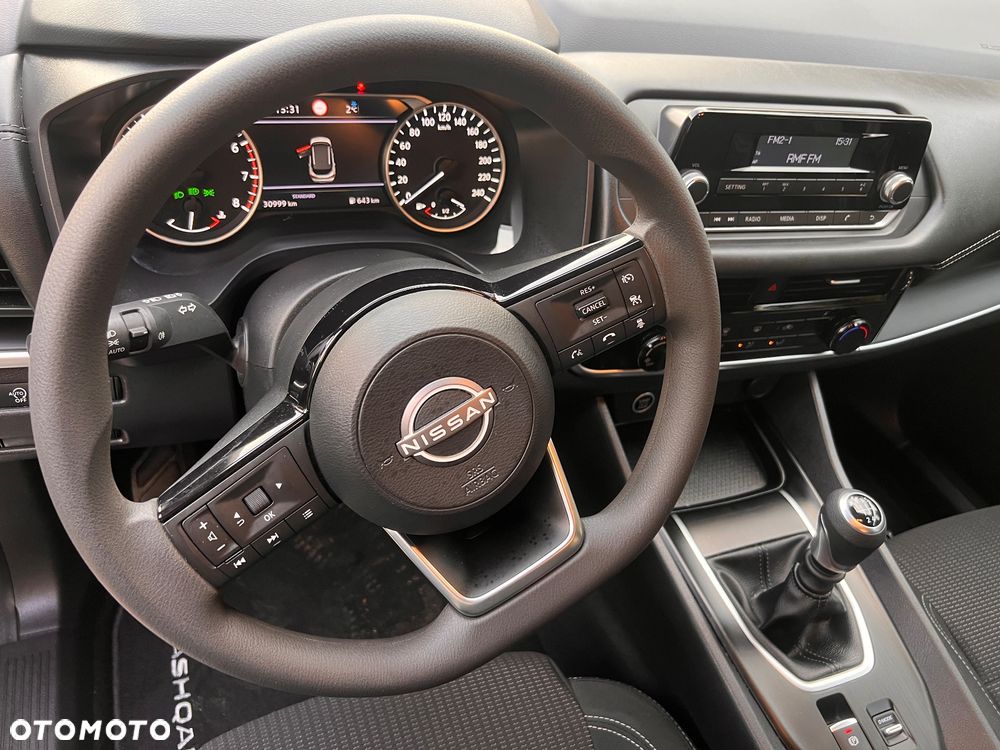 Nissan Qashqai 1.3 DIG-T MHEV Visia - 4