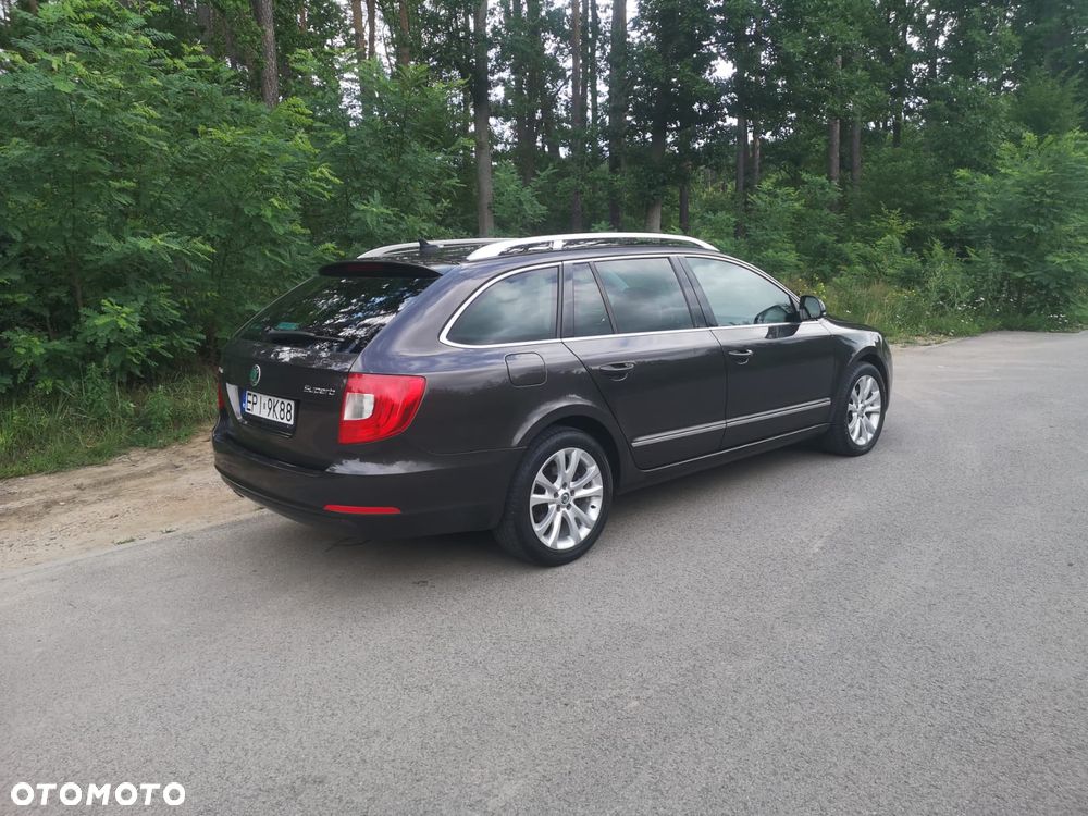 Skoda Superb 2.0 TDI 4x4 Comfort - 6