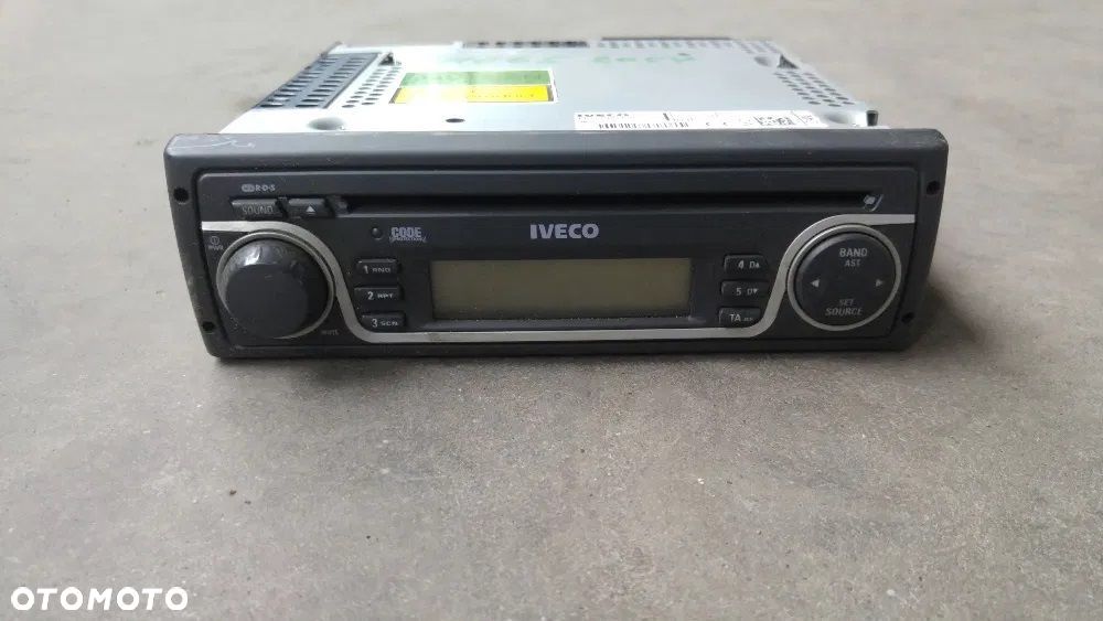Iveco Stralis radio oryginalne CD 24V - 1
