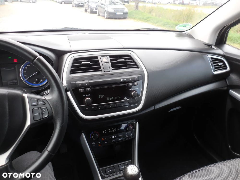 Suzuki SX4 - 23