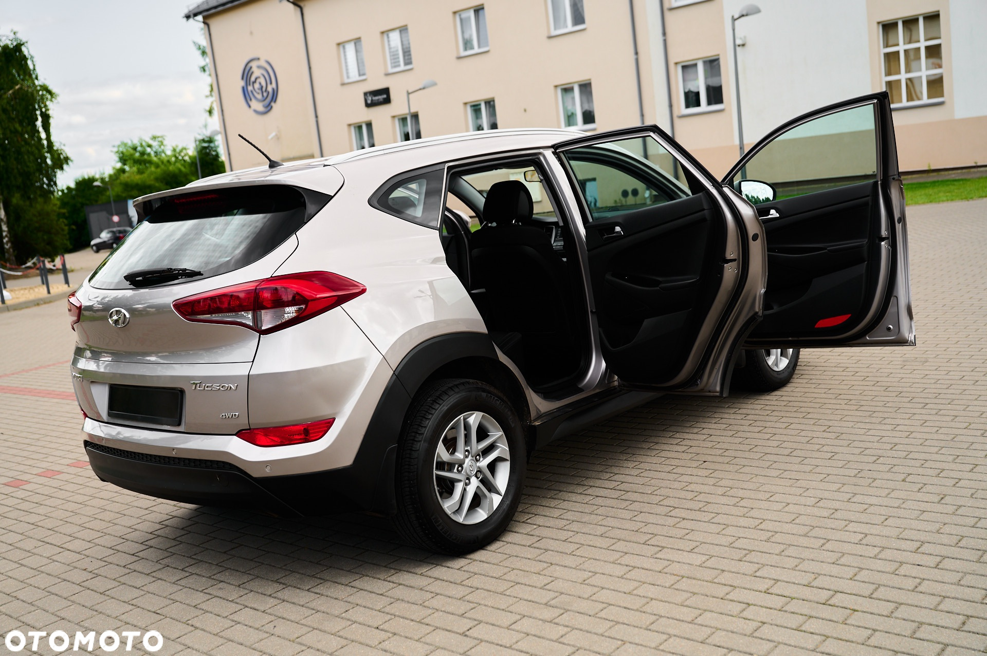 Hyundai Tucson 2.0 CRDi 4WD Automatik Trend - 19
