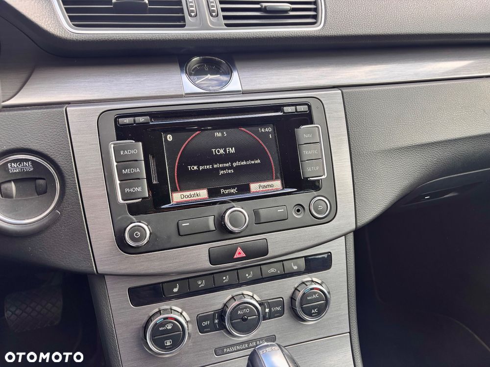 Volkswagen Passat 2.0 TDI Comfortline DSG - 28