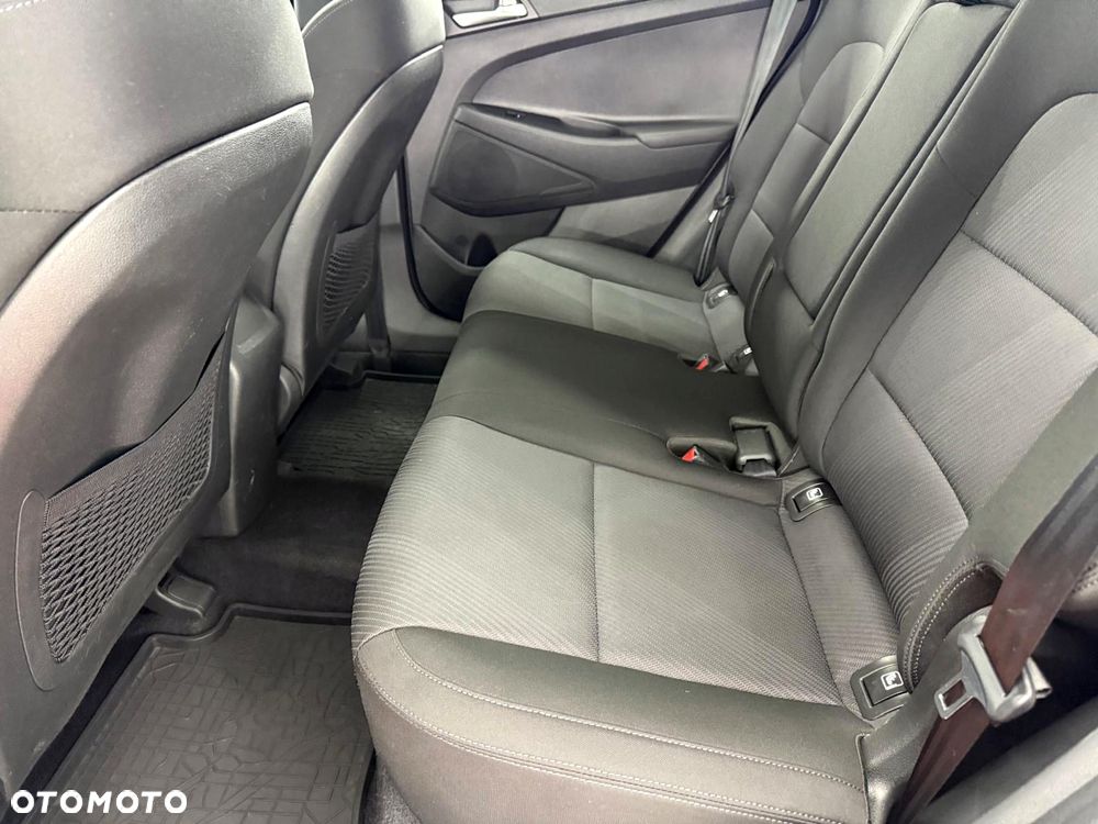 Hyundai Tucson 1.6 GDi Classic 2WD - 24