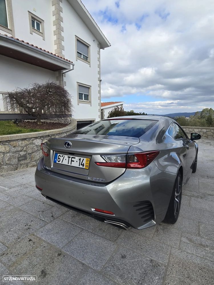 Lexus RC 300h F Sport - 5
