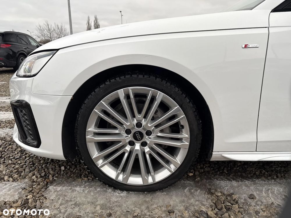 Audi A4 Limousine 40 TFSI mHEV Quattro S tronic - 17