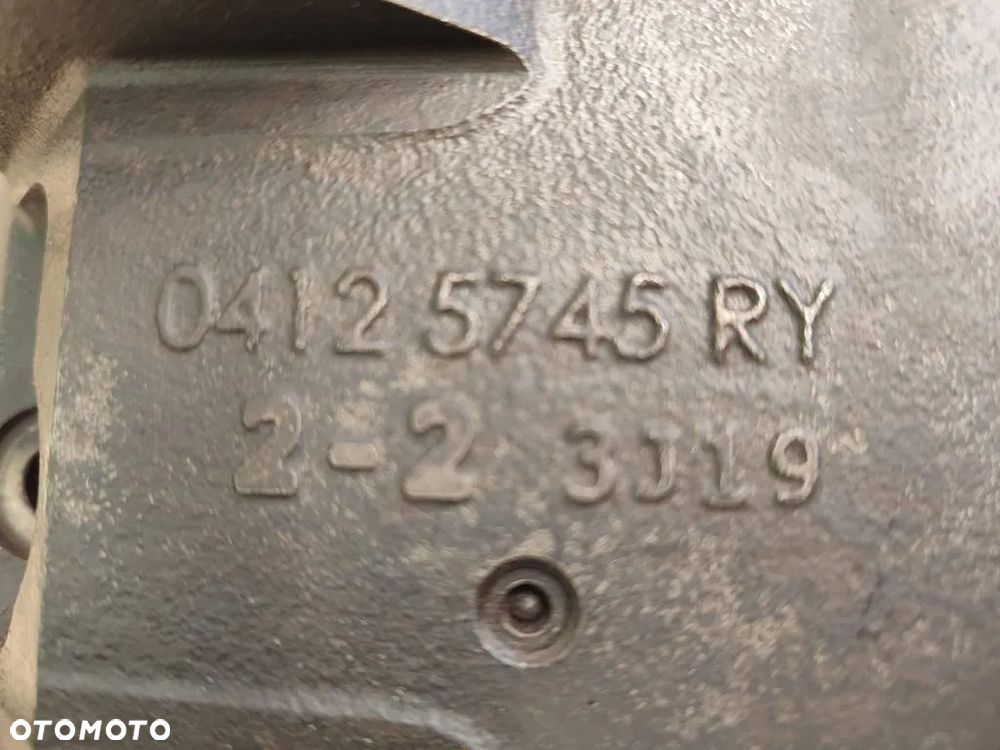 Napęd pompy hydraulicznej 04120756/04125745RY do silnika Deutz TCD3.6 L4 - 12
