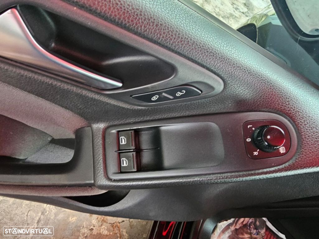 VW Golf 1.6 TDi Style - 6
