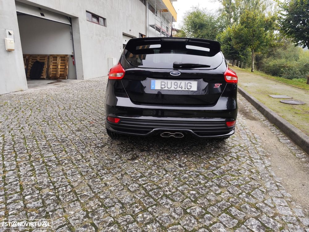 Ford Focus 2.0 TDCi ST-2 - 8