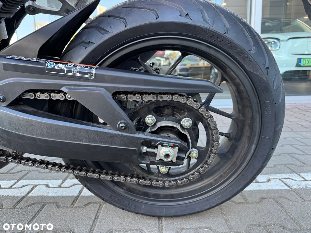 Honda Hornet - 12