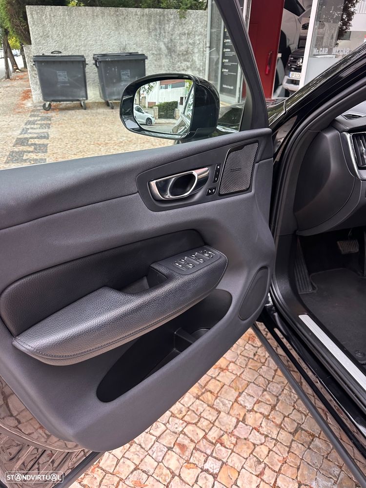 Volvo XC 60 2.0 T8 PHEV Inscription AWD - 16