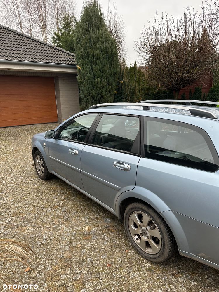 Chevrolet Nubira - 9