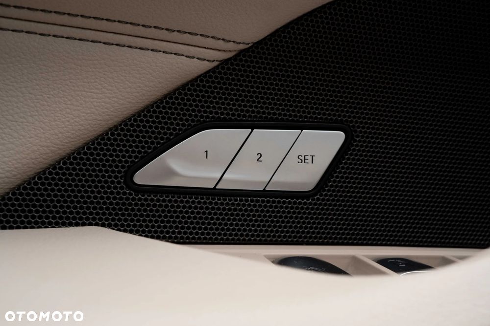 BMW Seria 4 M440i xDrive mHEV sport - 16