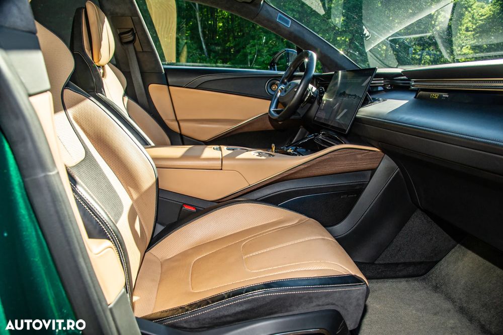 Lotus Eletre - 21