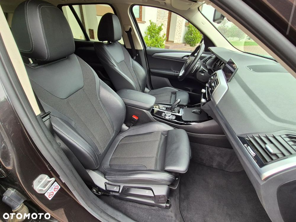 BMW X3 xDrive20i GPF xLine - 21