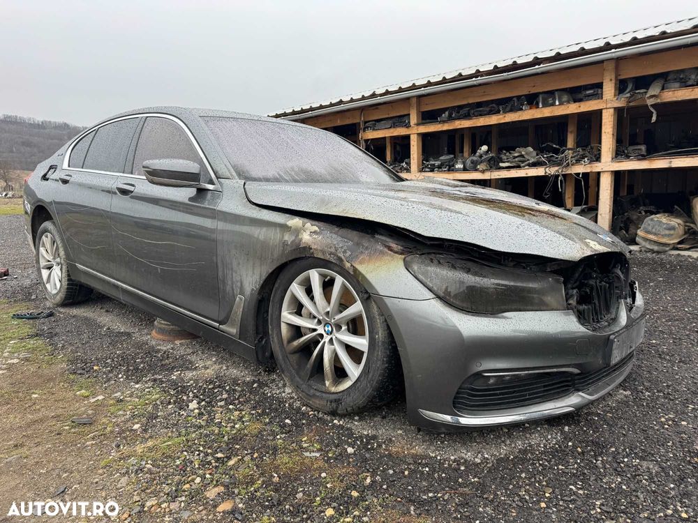 Dezmembrari Dezmembrez Piese piesa Dez auto Bmw G11 740e 2019 hybrid - 1