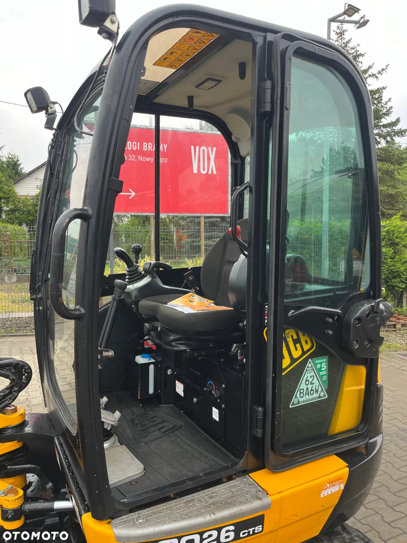 JCB 8026 CTS - 13