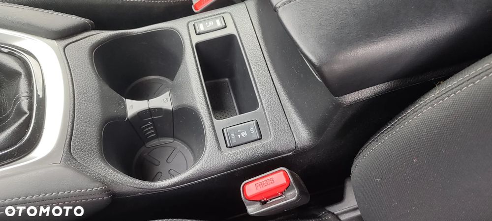 Nissan X-Trail - 9