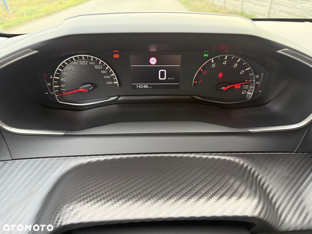 Peugeot 208 PureTech 100 Style - 10