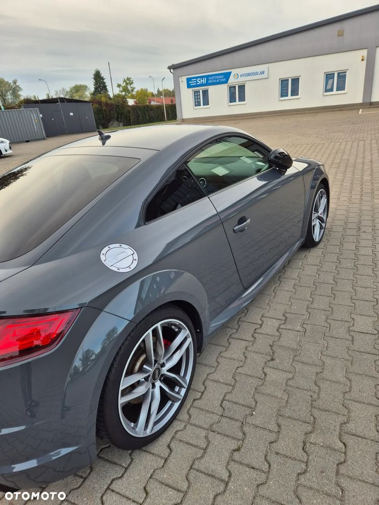 Audi TT S Coupé - 38