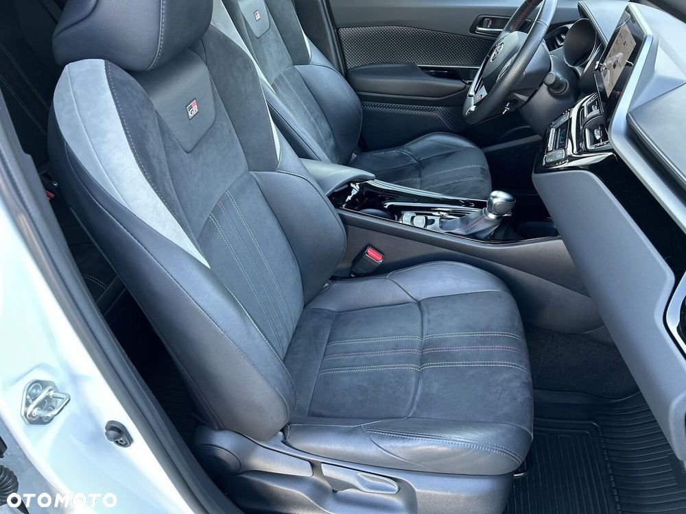Toyota C-HR 2.0 Hybrid GR Sport - 18