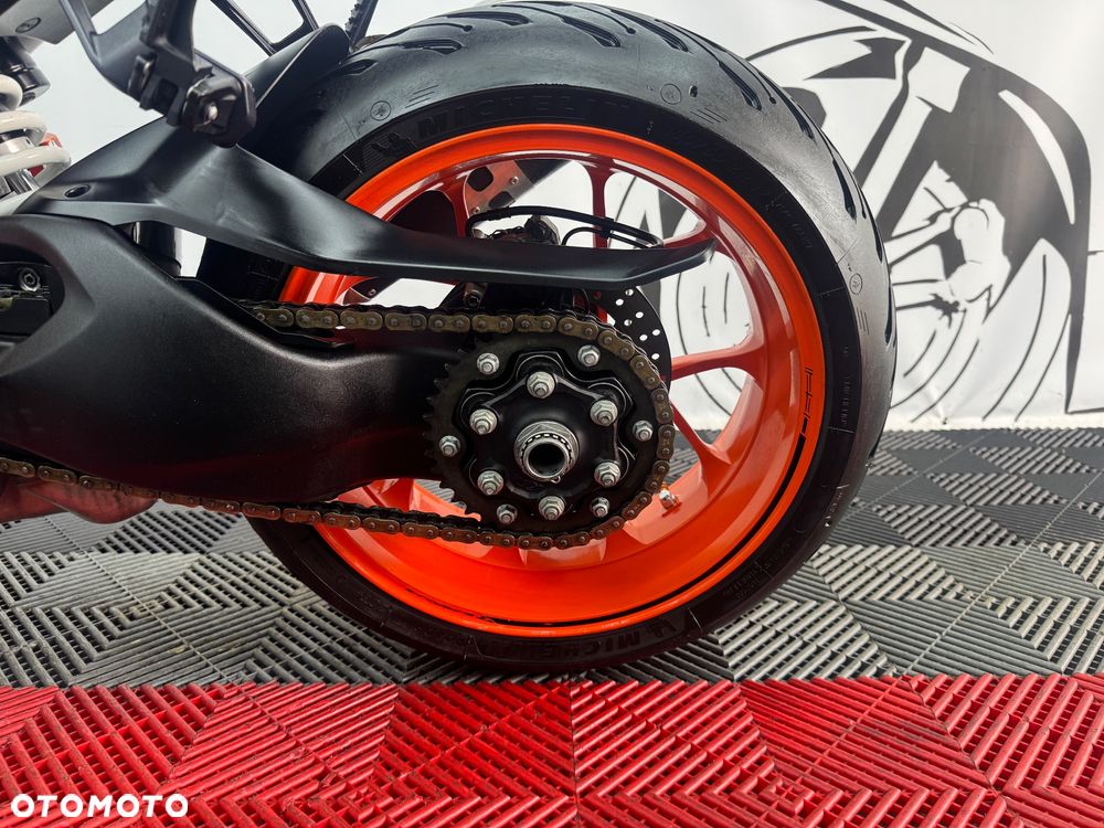 KTM Super Duke - 18