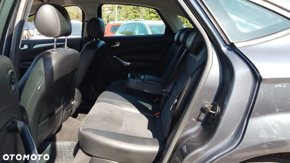 Ford Mondeo 1.8 TDCi Titanium X - 17