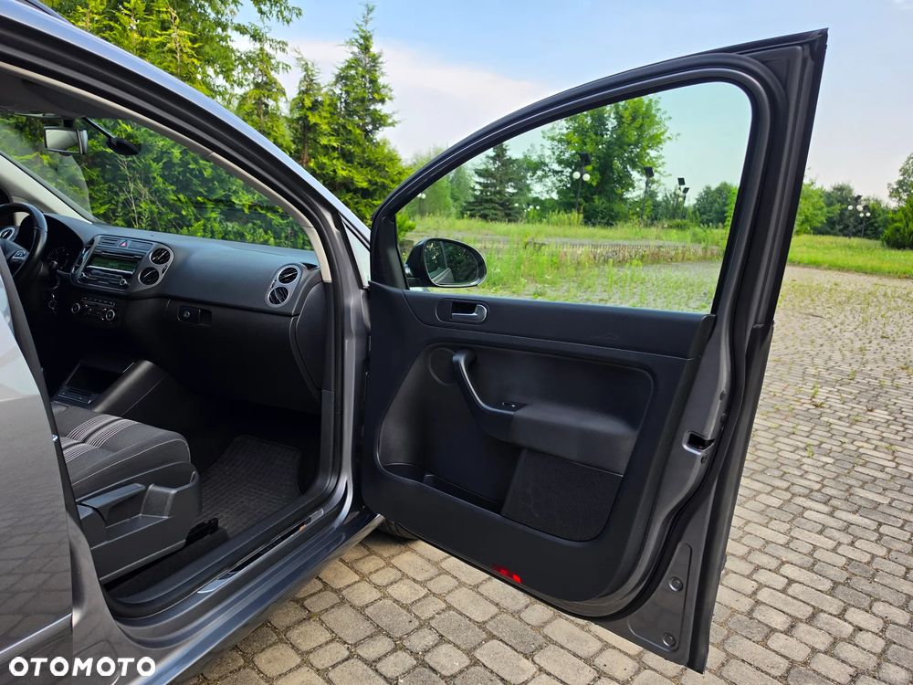 Volkswagen Golf Plus 1.6 TDI Comfortline - 36