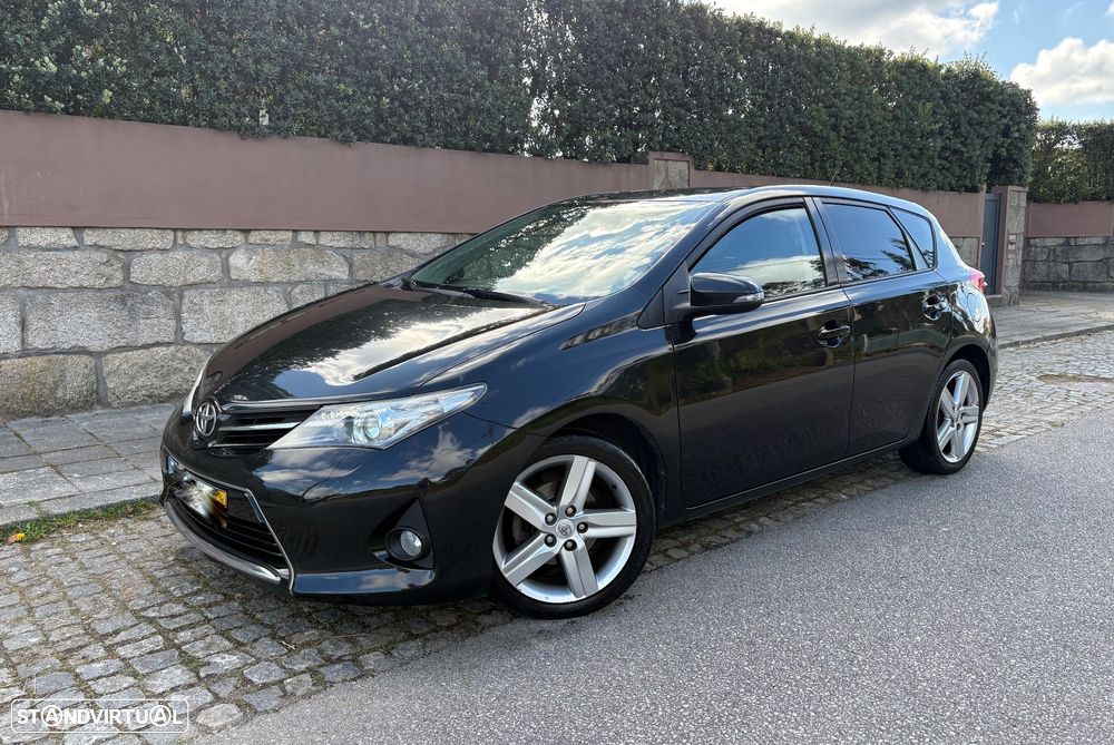 Toyota Auris 1.4 D-4D Comfort+Pack Sport - 11