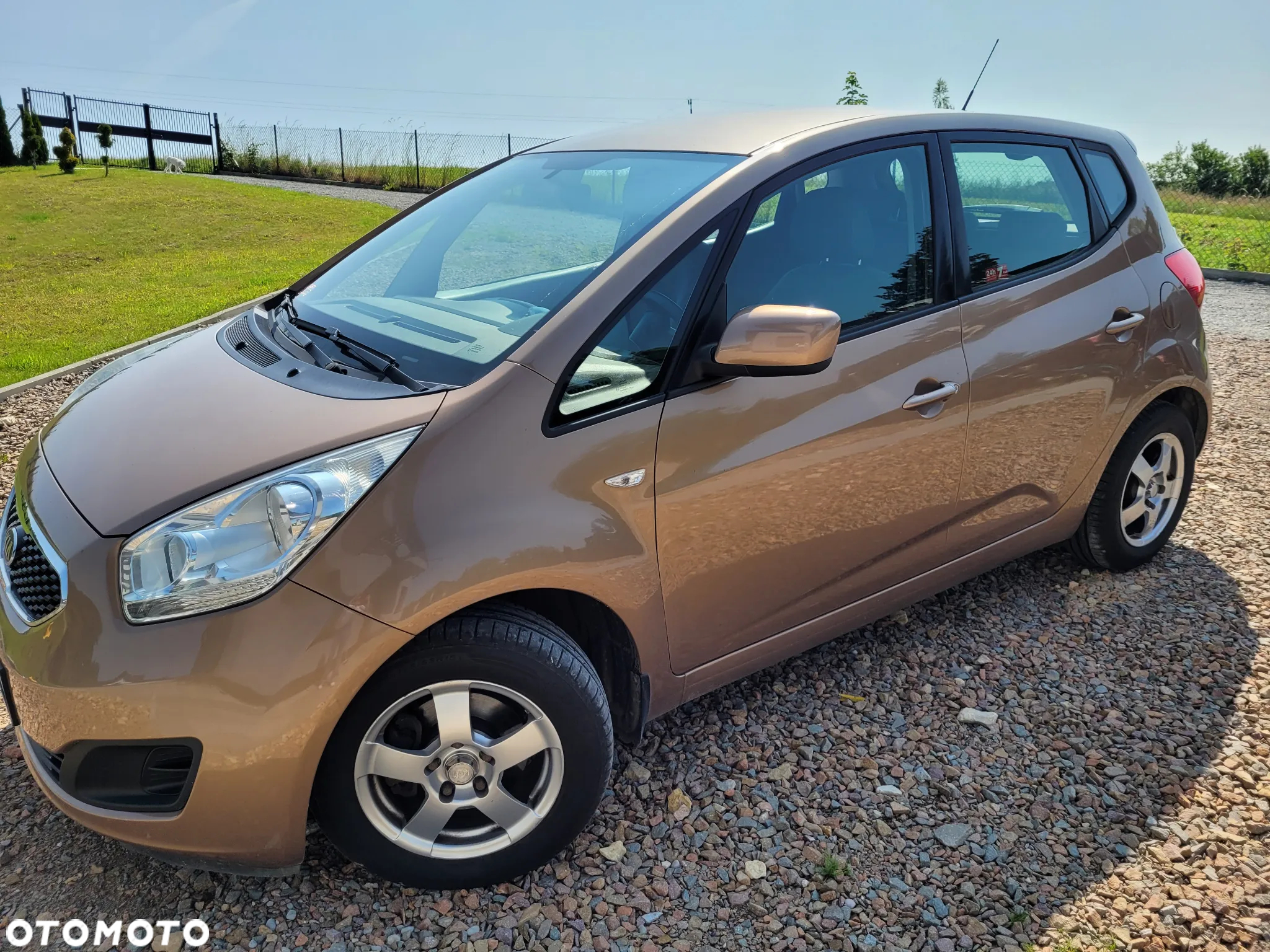 Kia Venga - 3