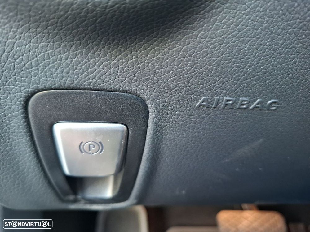 Mercedes-Benz E 220 d Avantgarde - 20