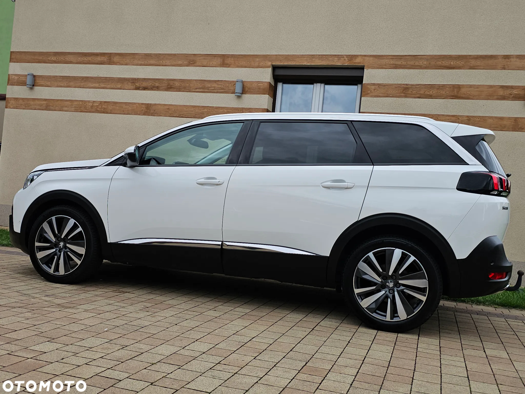 Peugeot 5008 BlueHDI 130 Allure Business-Paket - 11
