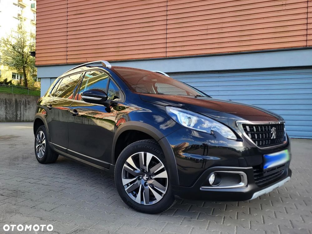 Peugeot 2008 BlueHDi 100 STOP & START Allure - 1