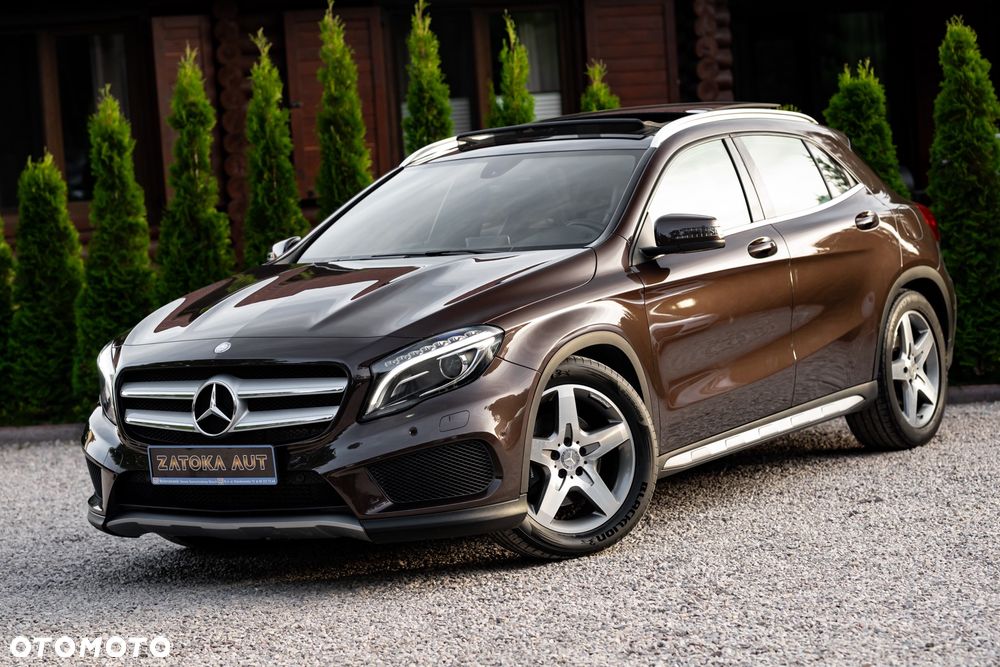 Mercedes-Benz GLA 250 4Matic 7G-DCT AMG Line - 2