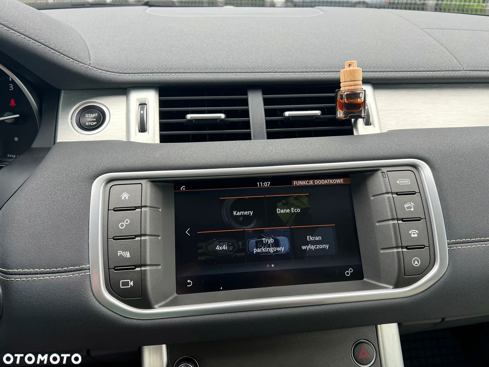 Land Rover Range Rover Evoque - 26
