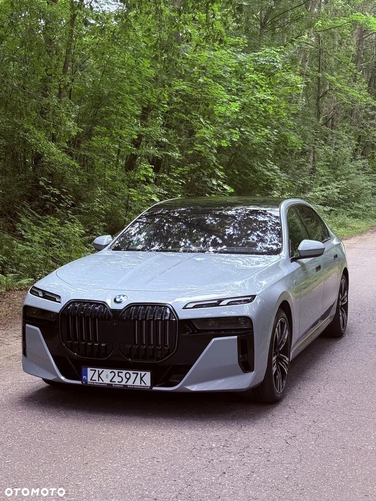BMW Seria 7 - 1