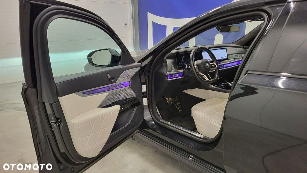 BMW Seria 7 - 9