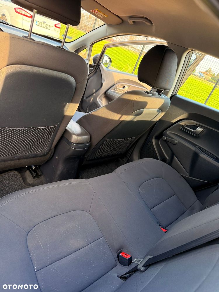 Kia Rio 1.1 CRDI Attract - 7