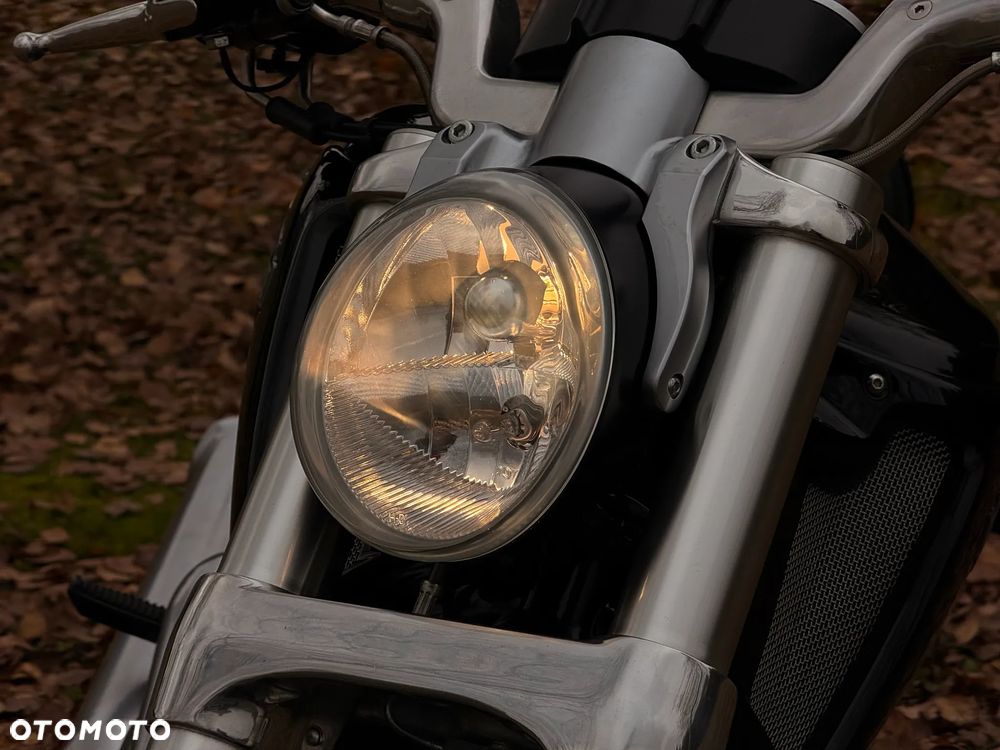 Harley-Davidson V-Rod Muscle - 37