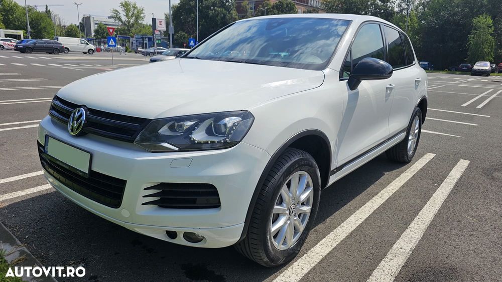 Volkswagen Touareg - 1