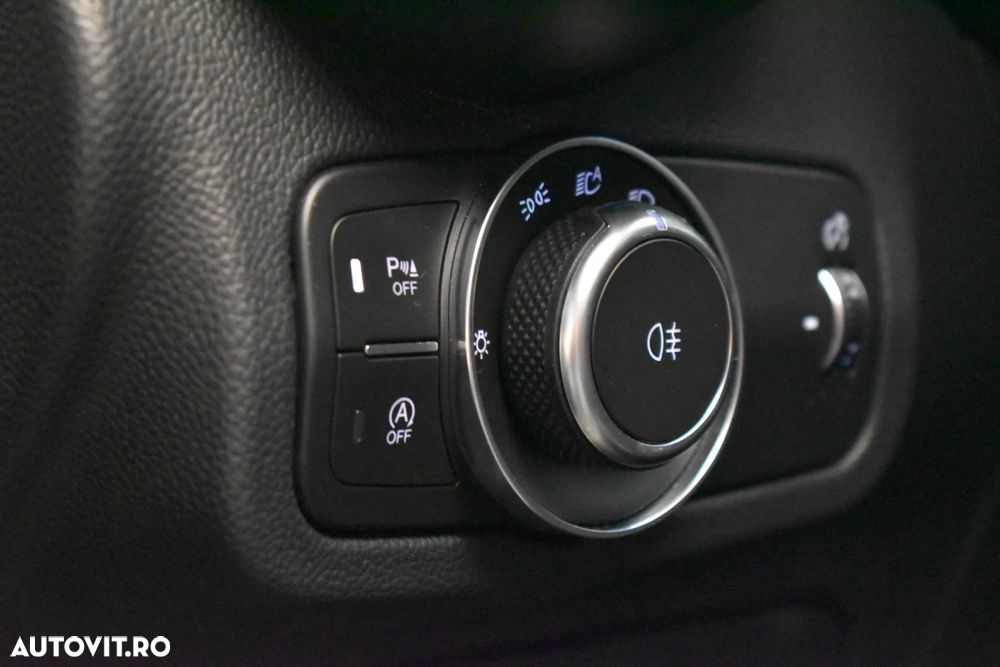 Alfa Romeo Stelvio 2.9 V6 Turbo AWD AT8 Quadrifoglio - 22